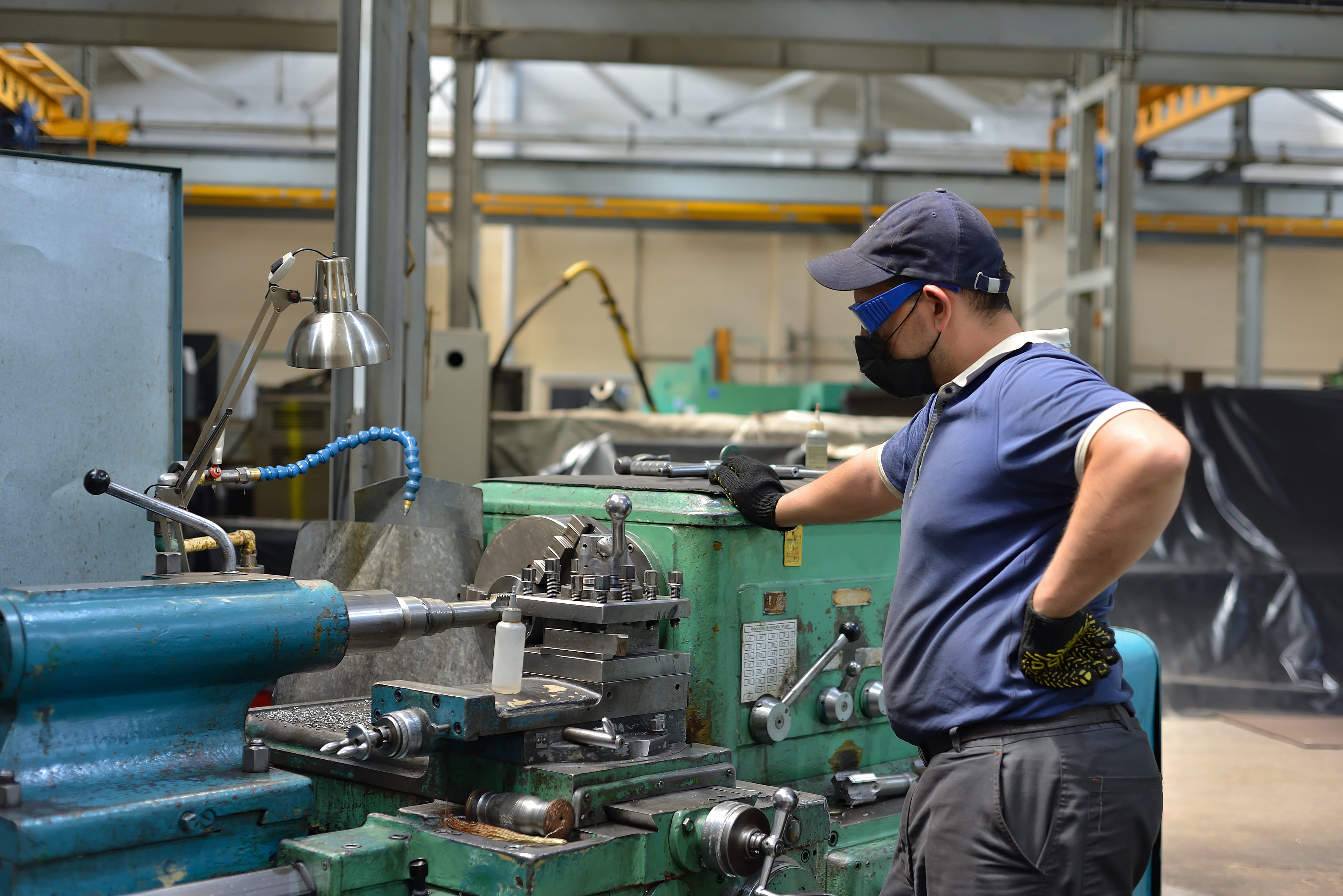 Токарь и фрезеровщик